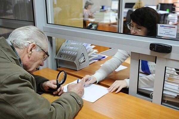 «Еще отдохнете»: есть ли в России люди, которые хотят идти на пенсию в 75 лет?