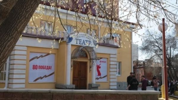 Лицейский театр Омска получил новое имя