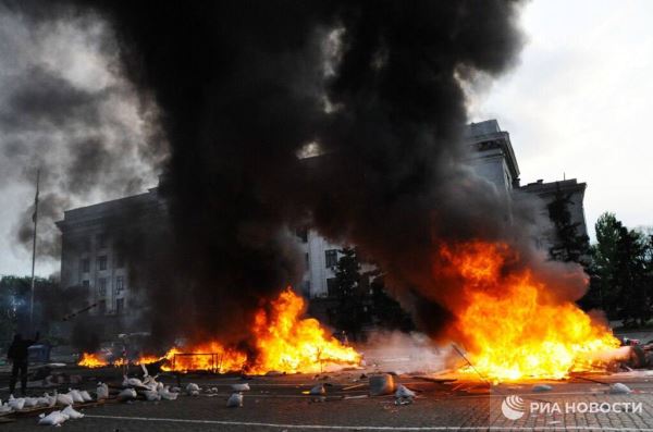 Одесская трагедии: 2 мая 2014 года украинские нацисты подожгли Дом профсоюзов