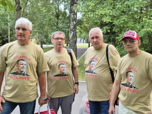 "Гладиаторы" генерала Попова знают, кто и за что с ним свел счеты. Власть боялась второго бунта?