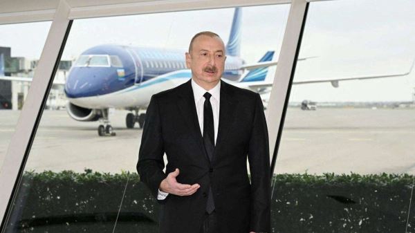 «Тень самолета». Почему Ильхам Алиев не приехал на парад Победы в Москву
