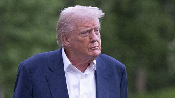 Трамп заявил о "смерти Голливуда" и пошлинах в 100% на зарубежные фильмы